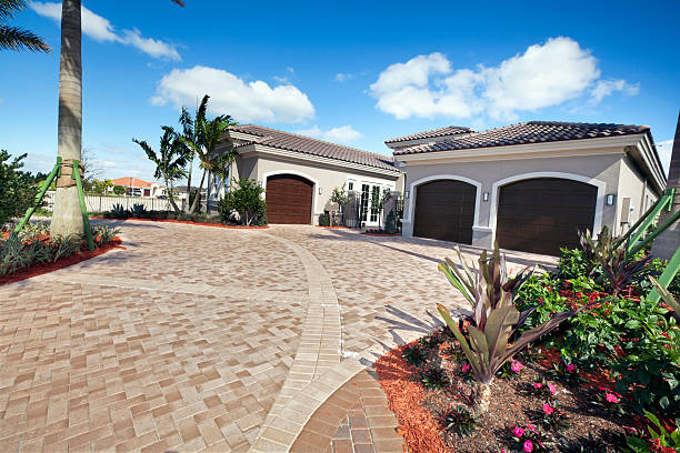 Best Driveway Pavers Near Me  in Toledo, OR